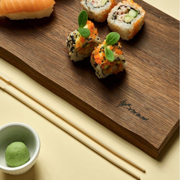 Tapasbræt og Sushibræt i Røget Eg fra by Brorson