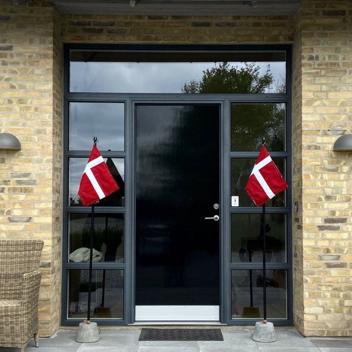 Flagstang med dannebrog tilbud