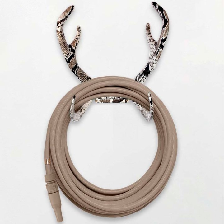 Vandslange beige farve