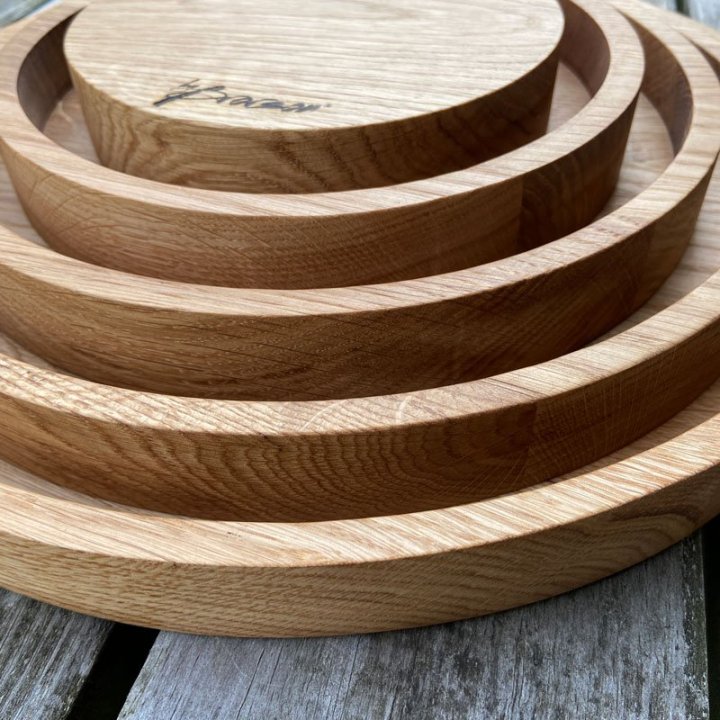 Træbakker og serveringsbakker med kant fra by brorson