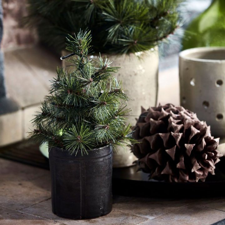 Kunstigt juletræ med lys tilbud