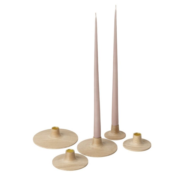 Trumpet lysestager i eg